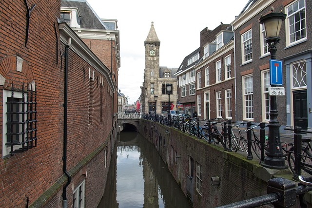 straatnaam 123